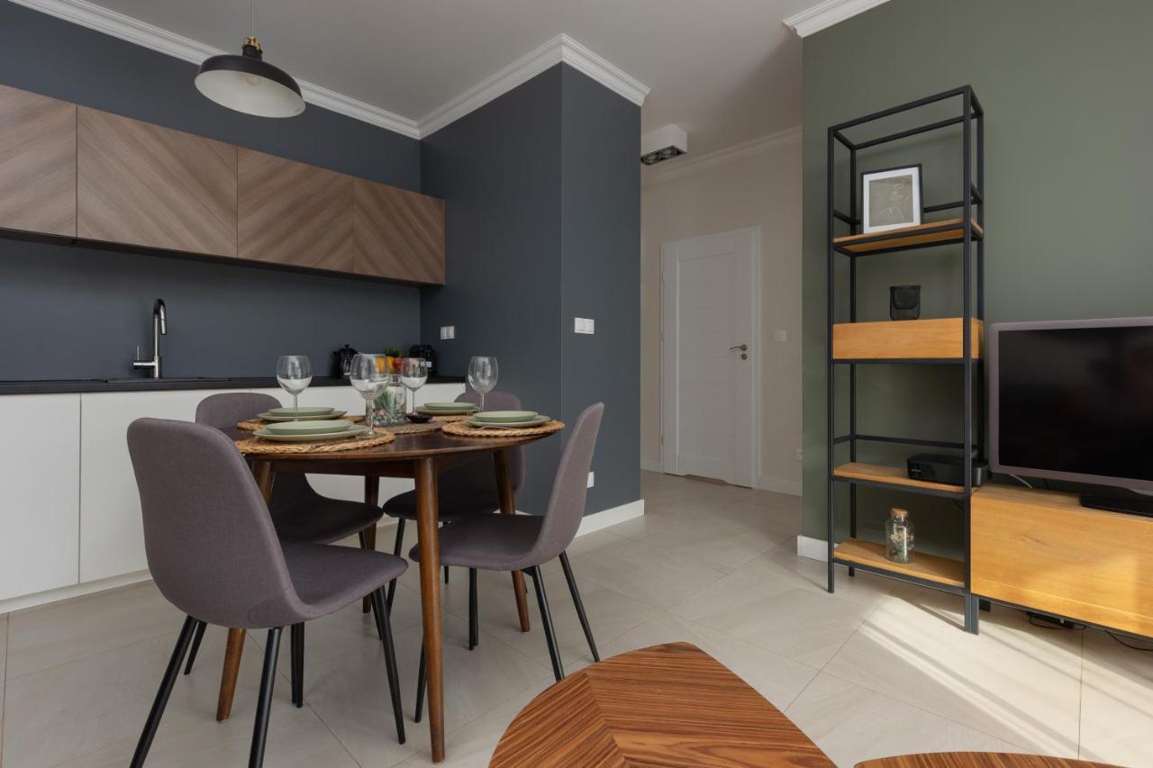 Lakeview Apartment Kapelanow Armii Krajowej By Noclegi Renters Varsó Kültér fotó