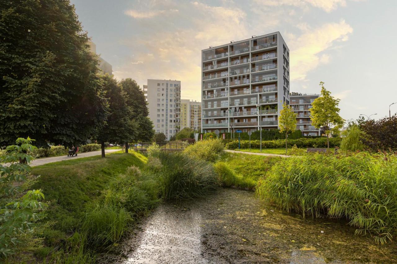 Lakeview Apartment Kapelanow Armii Krajowej By Noclegi Renters Varsó Kültér fotó