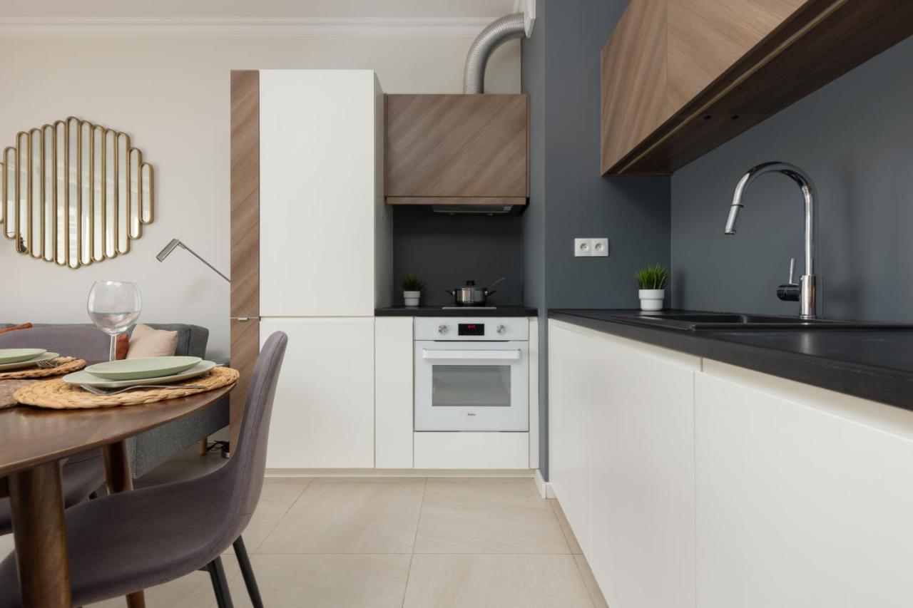 Lakeview Apartment Kapelanow Armii Krajowej By Noclegi Renters Varsó Kültér fotó