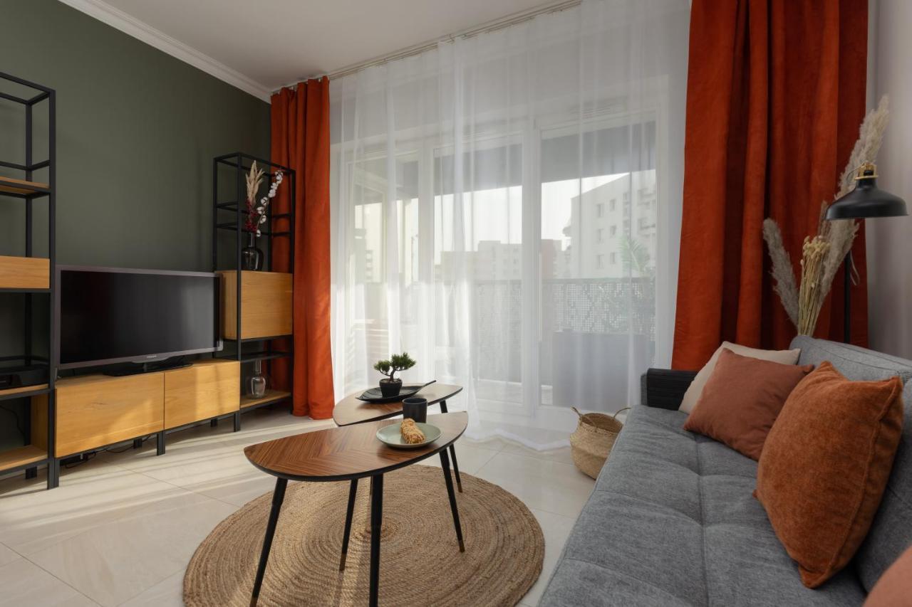 Lakeview Apartment Kapelanow Armii Krajowej By Noclegi Renters Varsó Kültér fotó